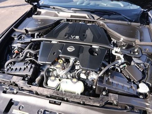 Used 2025 Nissan Z Sport w/ Floor Mat Package image 18