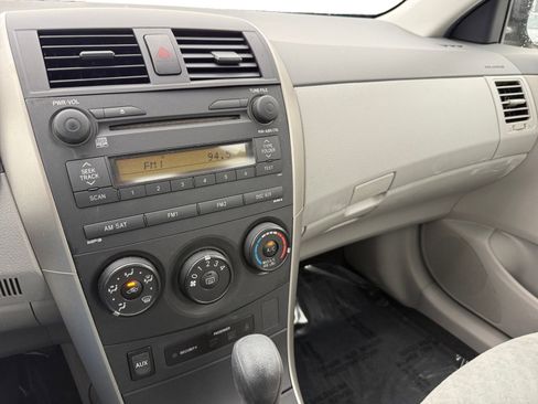 Used 2009 Toyota Corolla LE image 12