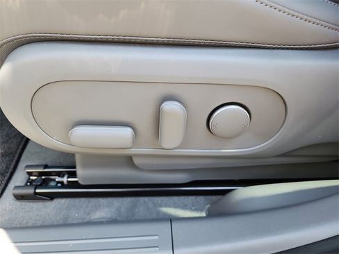 New 2025 Hyundai Ioniq 5 SEL image 18