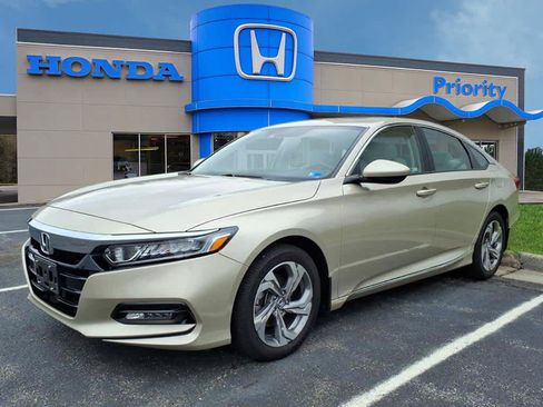 Used 2018 Honda Accord EX image 1