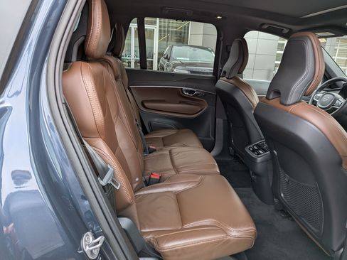 Certified 2023 Volvo XC90 B6 Ultimate image 30