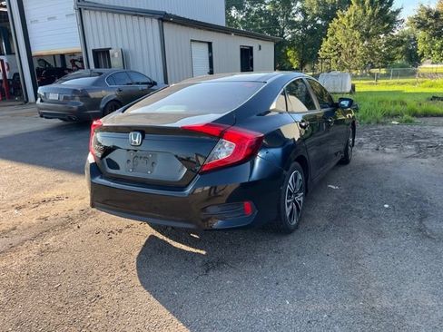 Used 2017 Honda Civic LX image 4