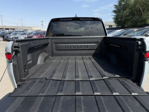 Used 2023 Rivian R1T Adventure AWD/4WD image 17