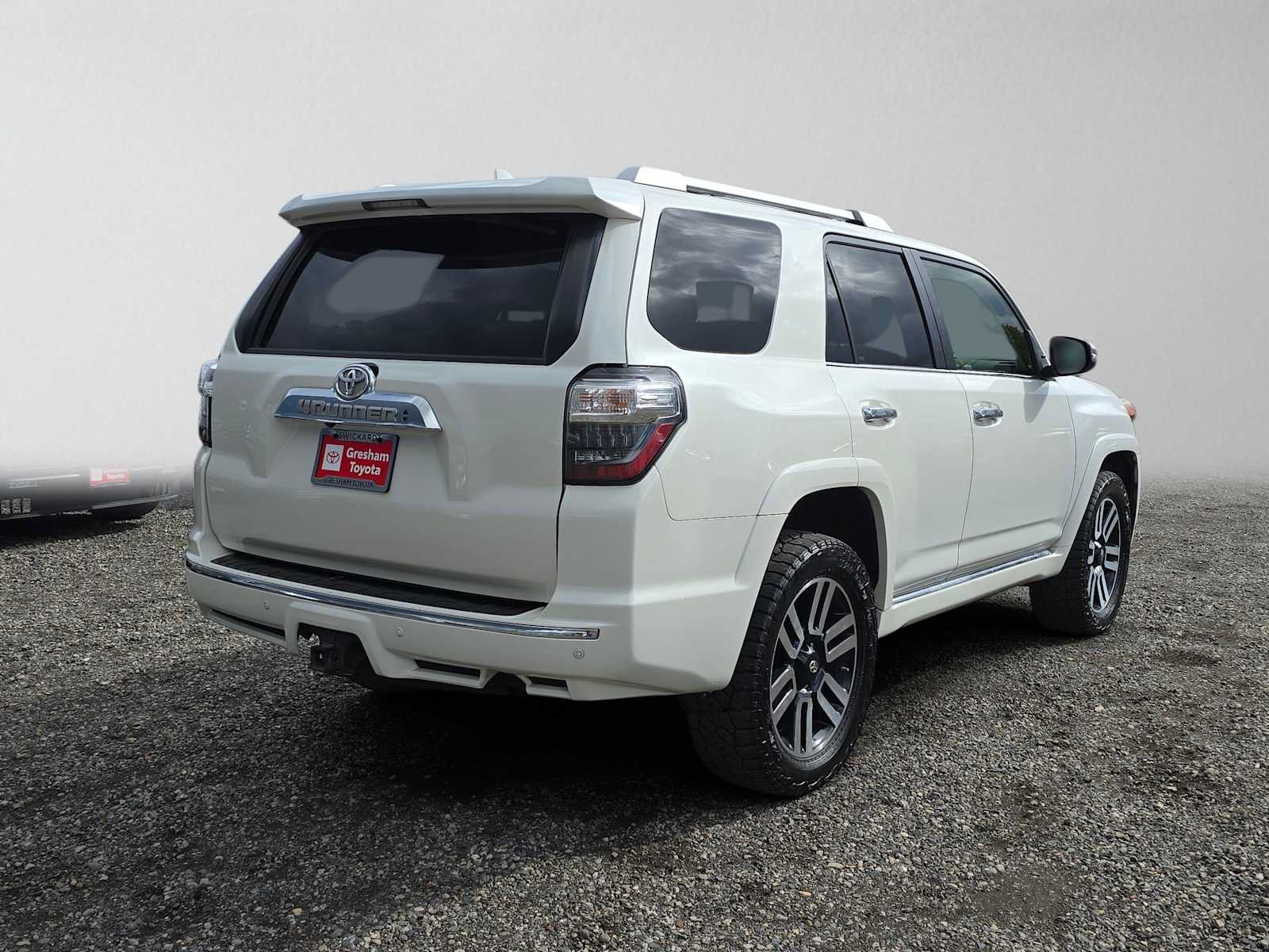 Used 2018 Toyota 4Runner Limited AWD/4WD image 42