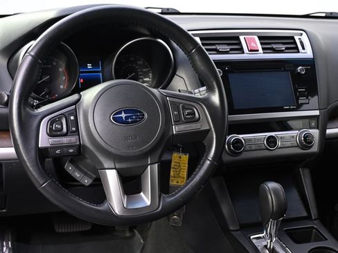 Used 2016 Subaru Outback 2.5i Limited w/ Popular Package #4 AWD/4WD image 7