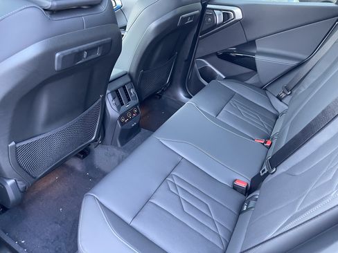 New 2026 BMW X3 xDrive30i w/ Premium Package AWD/4WD image 16