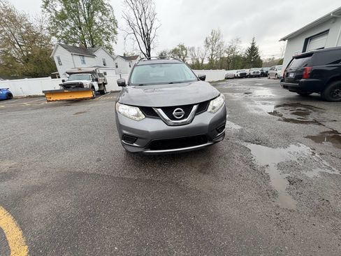 Used 2014 Nissan Rogue SV w/ SV Premium Package image 4