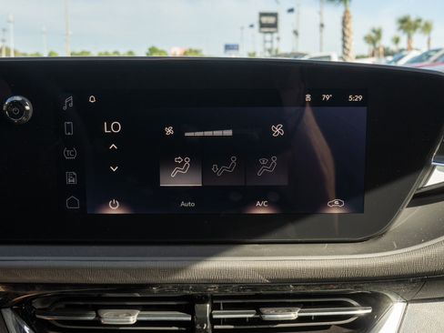 New 2026 Buick Envista Sport Touring w/ Convenience I Package FWD image 21