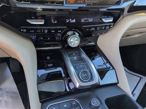 Used 2022 Acura MDX SH-AWD w/ Advance Package image 25