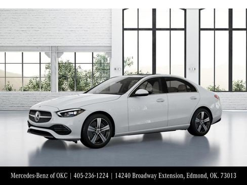 Used 2025 Mercedes-Benz C 300 4MATIC Sedan image 38