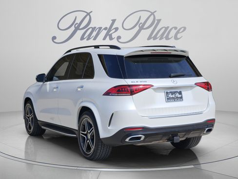 Used 2022 Mercedes-Benz GLE 350 w/ AMG Line Exterior image 3