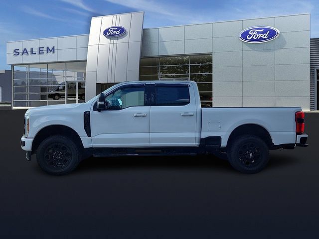 Certified 2023 Ford F250 XLT w/ Black Appearance Package AWD/4WD image 5