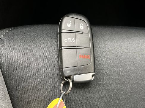 Used 2022 Chrysler 300 Touring w/ Sport Appearance Package image 23