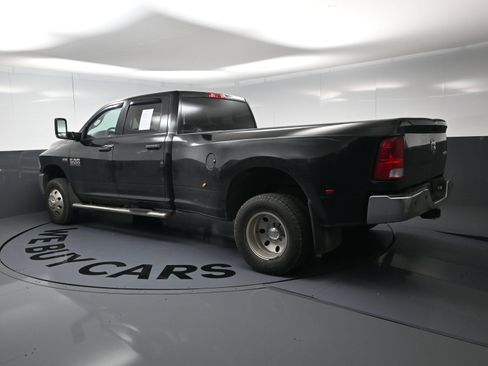 Used 2017 RAM 3500 Tradesman w/ Chrome Appearance Group AWD/4WD image 19