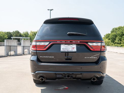Used 2021 Dodge Durango Citadel w/ Premium Entertainment Group RWD image 6