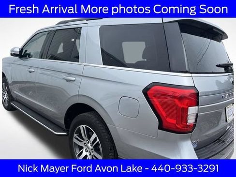 Used 2023 Ford Expedition XLT AWD/4WD image 4