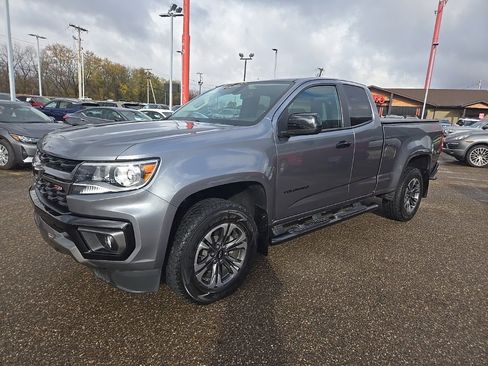 Used 2021 Chevrolet Colorado Z71 image 3