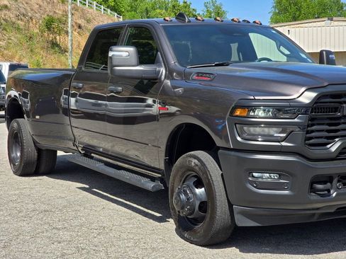 Used 2025 RAM 3500 Tradesman AWD/4WD image 49