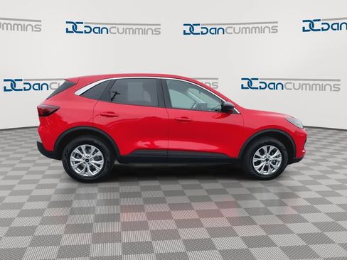 Used 2024 Ford Escape Active w/ Tech Pack #1 AWD/4WD image 9