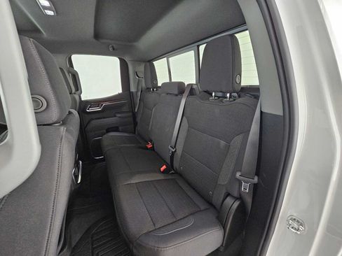 Used 2025 GMC Sierra 1500 Elevation w/ Preferred Package AWD/4WD image 18