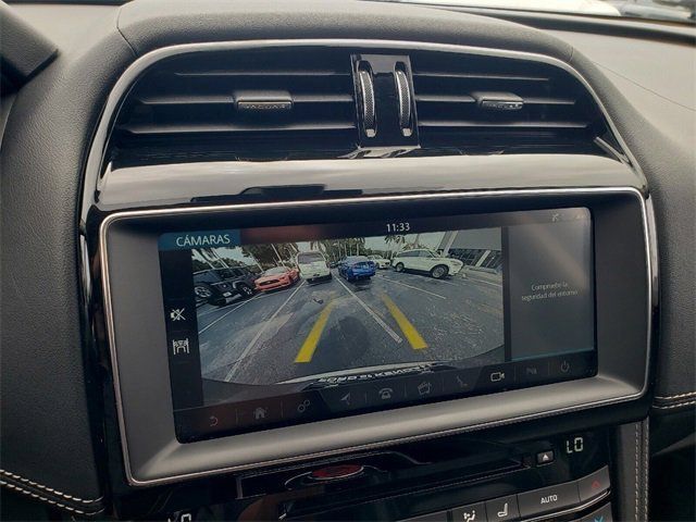 Used 2018 Jaguar F-PACE R-Sport AWD/4WD image 30