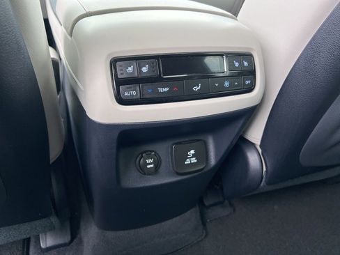 Used 2024 Hyundai Palisade Calligraphy image 21
