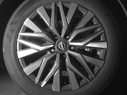 Used 2025 Nissan Altima 2.5 SV image 13