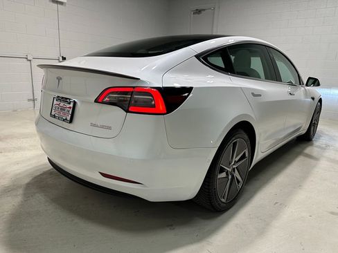 Used 2020 Tesla Model 3 Performance image 5