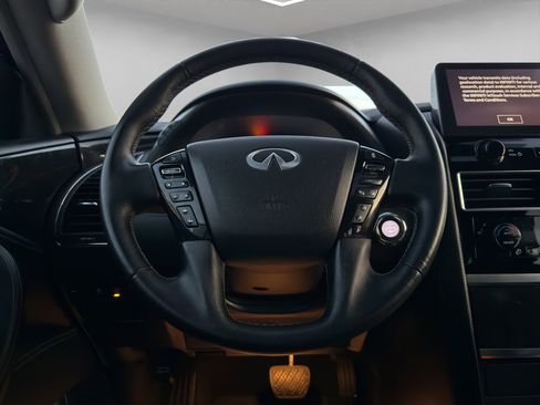 Used 2024 INFINITI QX80 Luxe image 10