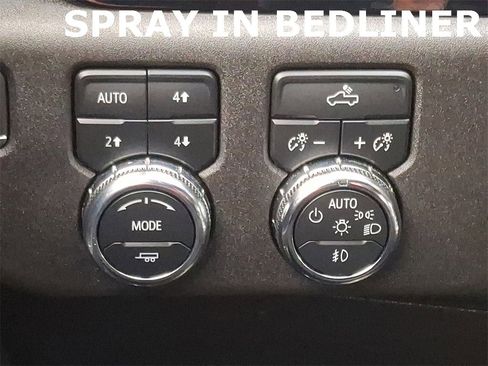 Used 2023 GMC Sierra 1500 Elevation image 23