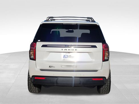 Used 2024 Chevrolet Tahoe Z71 w/ Luxury Package image 8