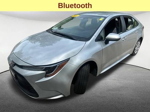 Used 2024 Toyota Corolla LE FWD image 5