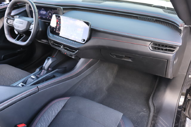 Used 2026 Dodge Charger Scat Pack w/ Blacktop Package AWD/4WD image 28