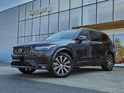 Used 2021 Volvo XC90 T6 Momentum w/ Advanced Package