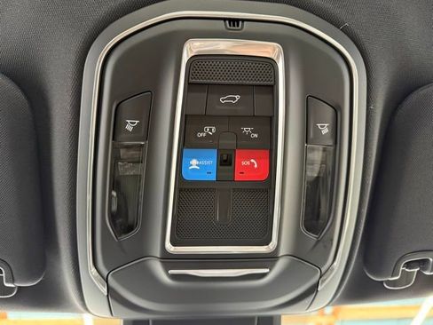 New 2026 Jeep Cherokee Limited image 17