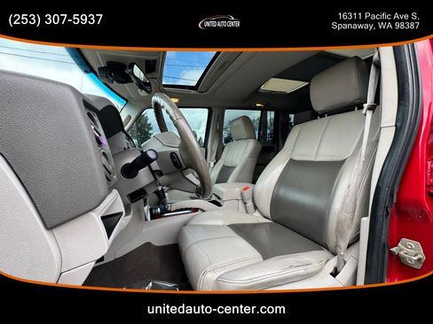Used 2006 Jeep Commander Limited image 5