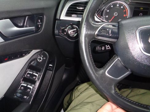 Used 2013 Audi A4 2.0T Premium Plus image 25