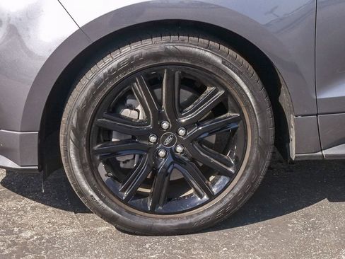 Used 2021 Ford Edge ST-Line FWD image 5