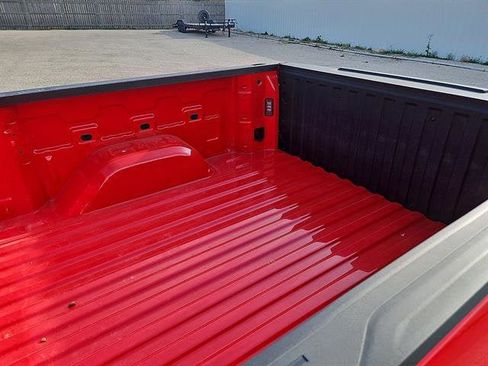 New 2026 GMC Sierra 1500 Pro w/ Graphite Edition image 9