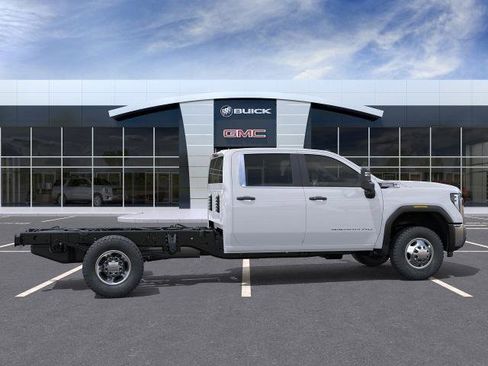 New 2026 GMC Sierra 3500 Pro w/ Convenience Package image 67