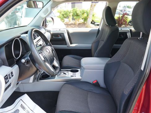 Used 2012 Toyota 4Runner SR5 AWD/4WD image 11