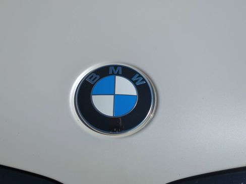 Used 2023 BMW X5 xDrive40i w/ M Sport Package image 13