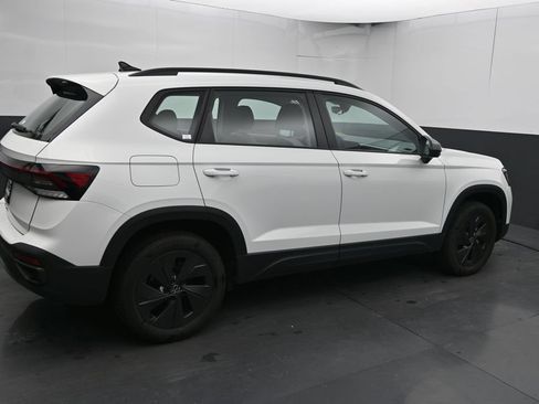 Used 2026 Volkswagen Taos S FWD image 12