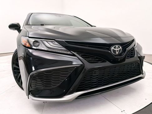 Used 2021 Toyota Camry XSE w/ Navigation Package image 2