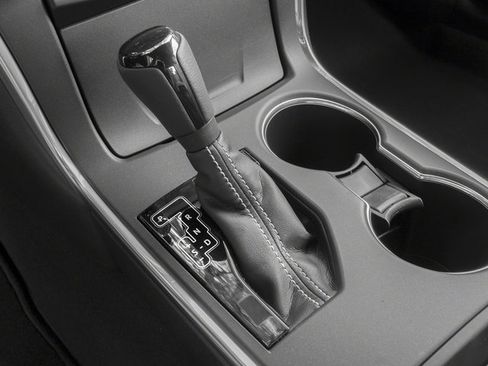 Used 2017 Toyota Camry SE image 11