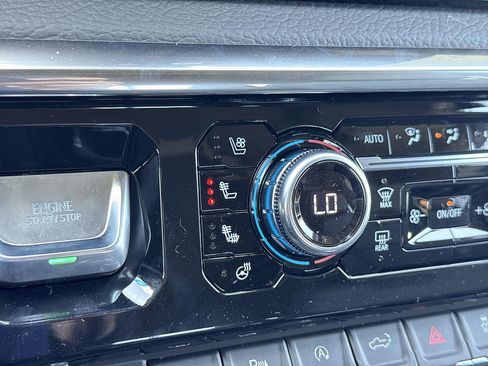 New 2026 GMC Sierra 1500 Denali AWD/4WD image 17