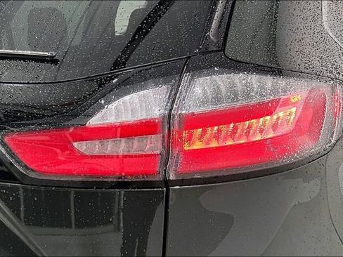 Used 2024 Ford Edge SEL w/ Convenience Package image 24