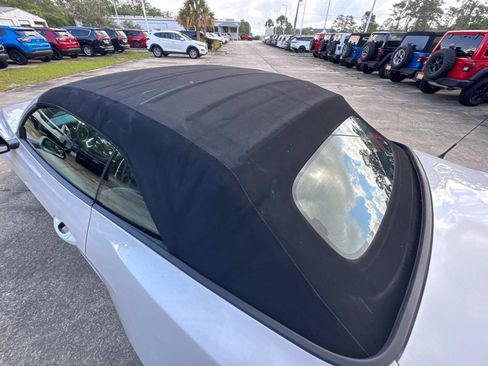 Used 2017 Ford Mustang Convertible w/ Equipment Group 051A RWD image 11