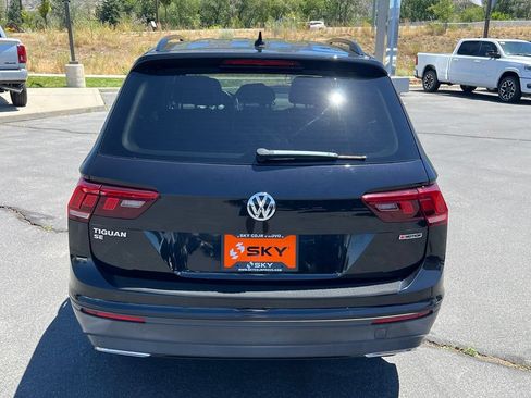 Used 2019 Volkswagen Tiguan SE w/ 3rd Row Seat Package AWD/4WD image 10