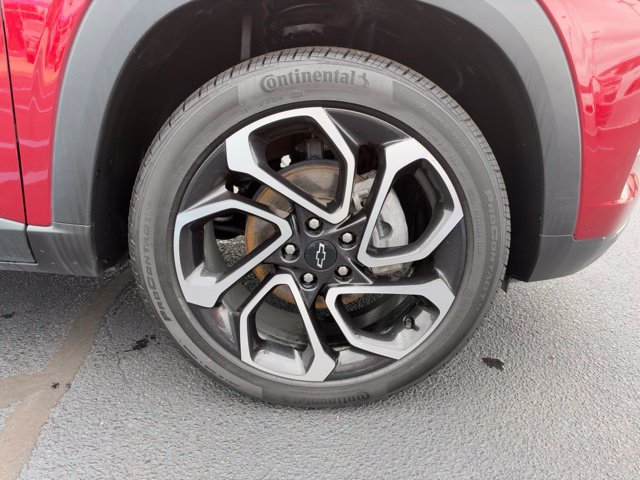 Used 2025 Chevrolet Trax RS w/ Driver Confidence Package FWD image 6